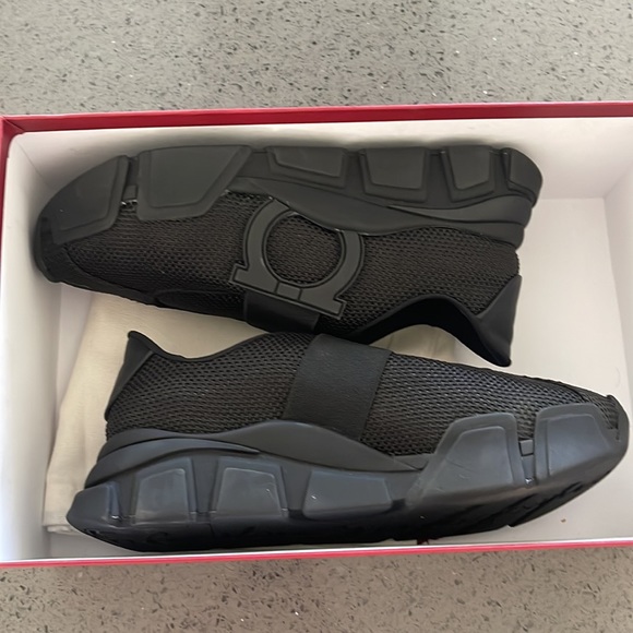 I bought for myself but they are too small for me. - Picture 2 of 6